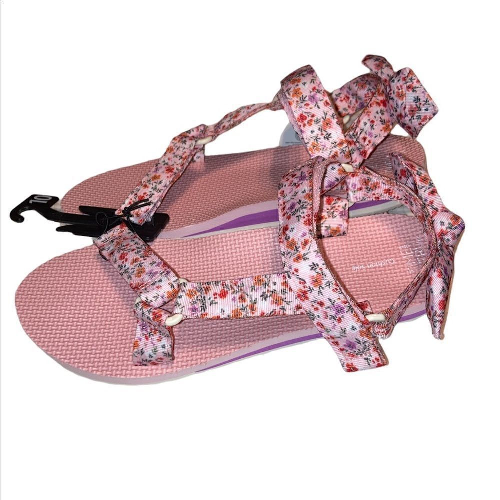 Time and Tru Sandals 8 - Picture 3 of 4